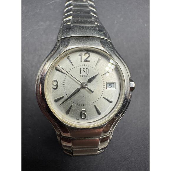 ESQ Swiss By Movado Stainless Steel Silver Tone White Dial Date Window E5108 - Picture 1 of 10